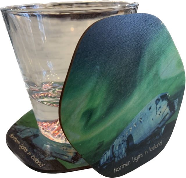 Wooden Coasters with Highlights of Iceland Wooden Coasters with Highlights of Iceland
